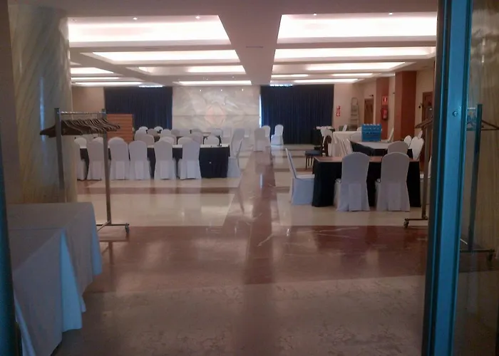 La Mota By Punta25 Group 3*
